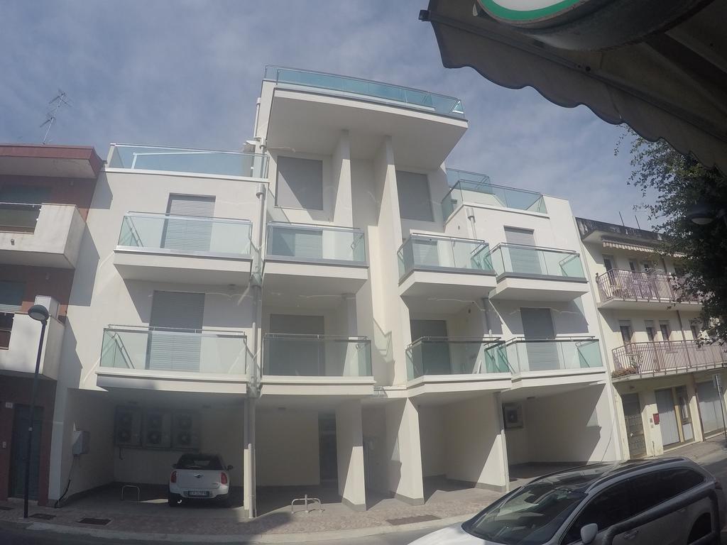 Suite Marconi - Agenzia Cocal กาออร์เล ภายนอก รูปภาพ